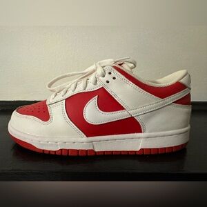 New Nike dunks